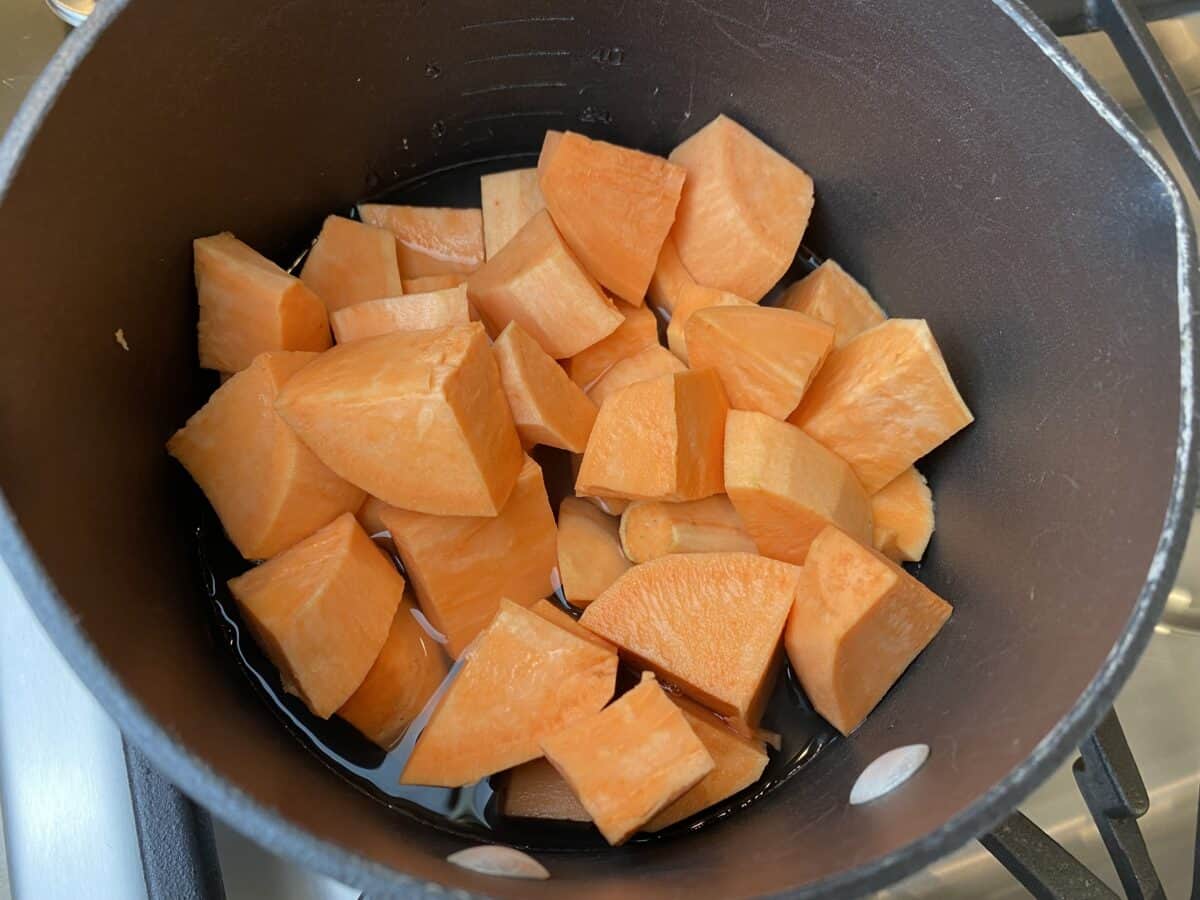 cut and cube the potatoes